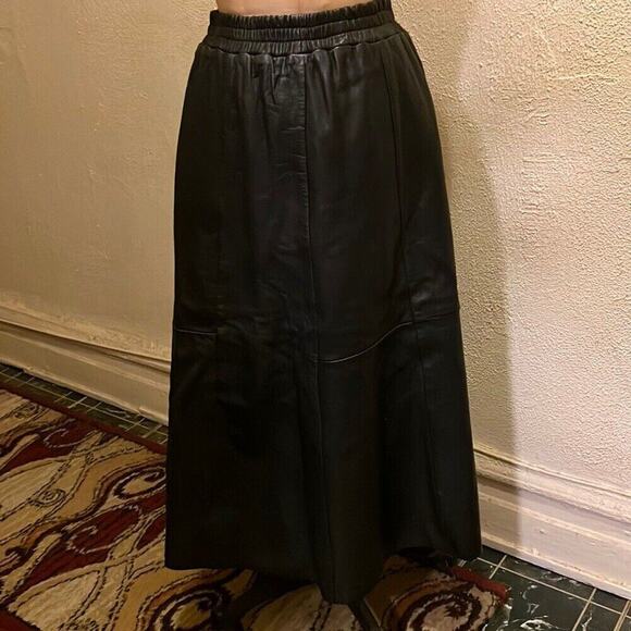 Saks Fifth Avenue Dresses & Skirts - Vintage 1980's Saks Fifth Avenue Black A-Line Midi Leather Skirt Size M